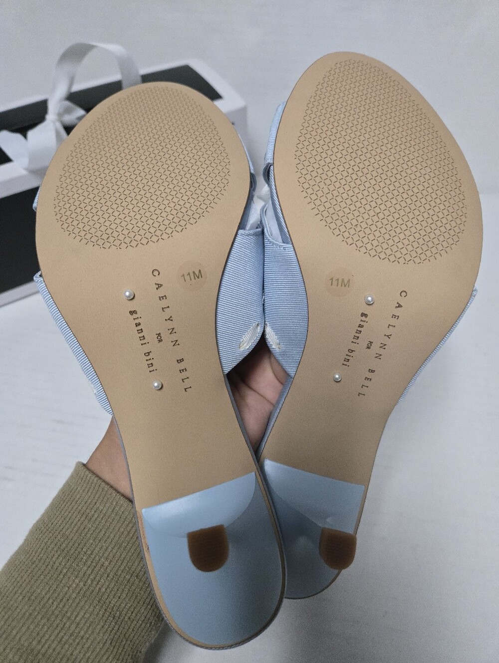 Caelynn Bell for Gianni Bini Womens Meredith Heels Lake Blue Size 11 Sandals NIB - Picture 7 of 10